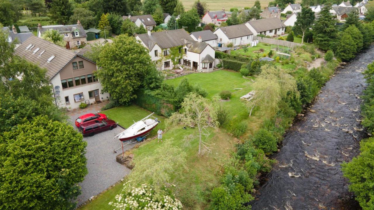 Loch Ness Balcony Apartment Drumnadrochit Eksteriør bilde